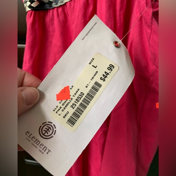 NWT Element Top - Picture 4 of 4